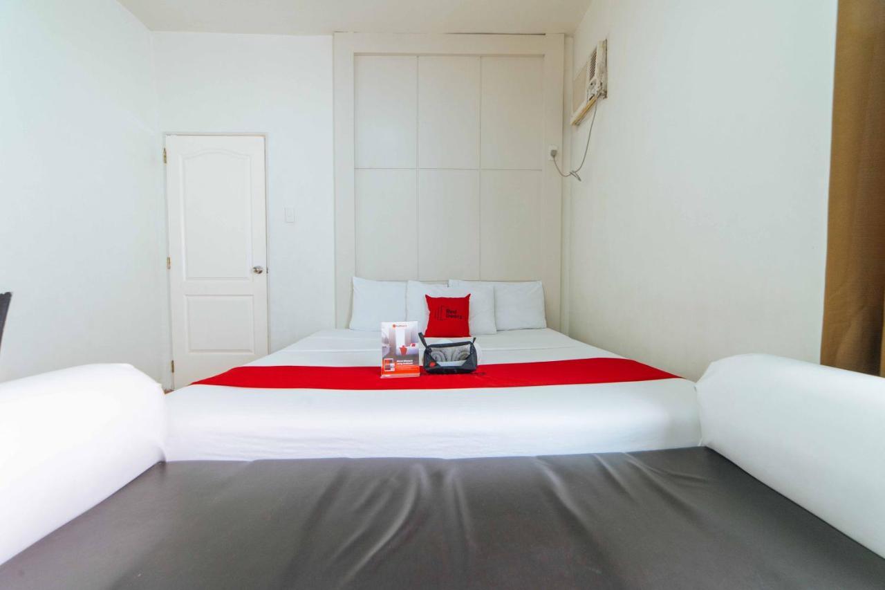 Reddoorz Near Walking Street Angeles City Eksteriør billede